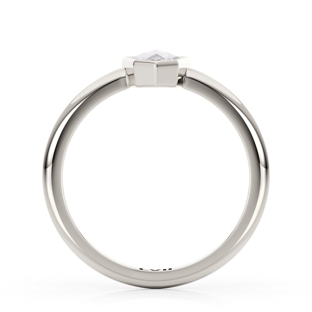 Salt and Pepper Diamond Ring | Unique Engagement Rings for Women - The Magnolia RingEngagement RingLVII Fine Jewelry